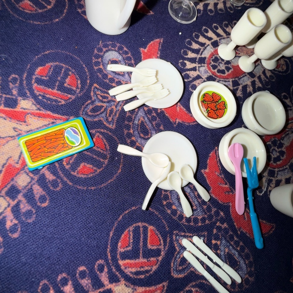 VTG Colorful Dollhouse Kitchen Set - Picture 7 of 9